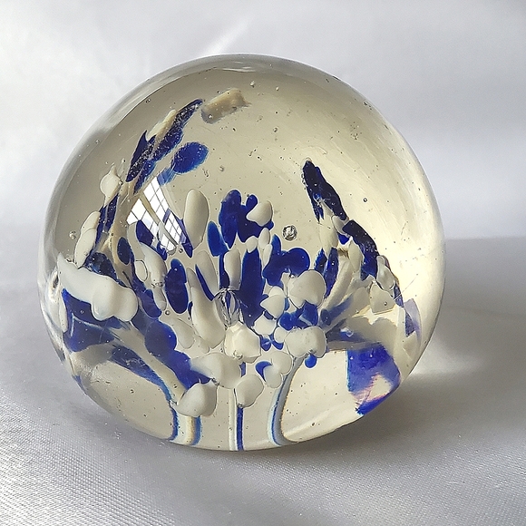 Vintage Glass Paperweight 3D Blue and White Art - Picture 14 of 16